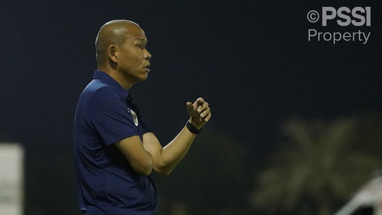 Nova Arianto setelah Piala Asia U-17 2025: Masih Layak Dipertahankan sebagai Pelatih Timnas Indonesia U-17?