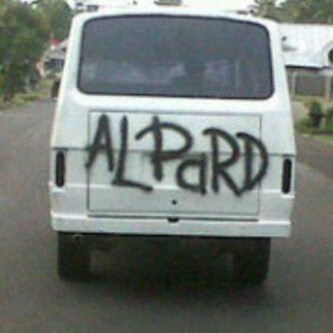 Ngebet punya Alphard kayaknya