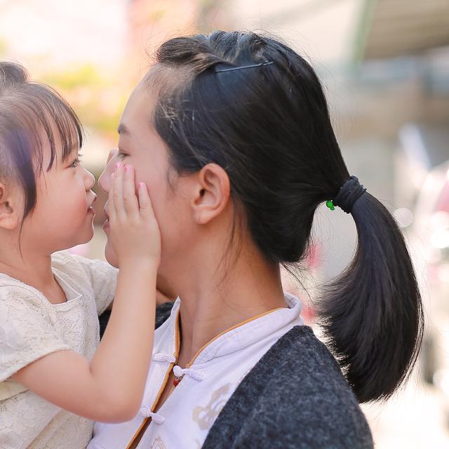 Psikolog Sarankan Orangtua Tak Cium Bibir Anak Ini 3 Alasannya Global Liputan6 Com