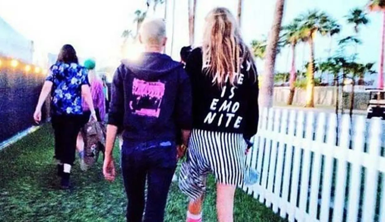 Bukan hal yang asing memang jika foto-foto panas itu tersebar. Namun dengan tindakan ancaman Kristen Stewart ini untuk membawanya ke ranah hukum, menjadi pelajaran untuk para pelaku tak bertanggung jawab. (Instagram/kristenstewart)