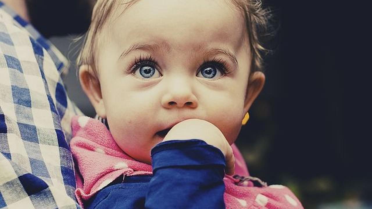 Nama bayi perempuan awalan B Islami beserta artinya, bermakna cantik :