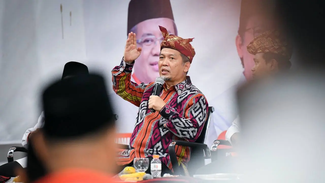 Presiden Partai Keadilan Sejahtera (PKS), Almuzzammil Yusuf akan memprioritaskan bertemu dengan Presiden Prabowo Subianto usai ditetapkan sebagai pemimpin baru PKS. (Istimewa)