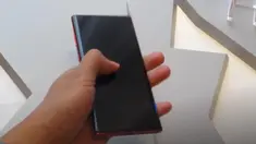 Samsung akhirnya memperkenalkan generasi terbaru dari Galaxy Note, yakni Galaxy Note 10 dan Galaxy Note 10 Plus.