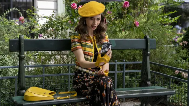 Emily in Paris Season 2