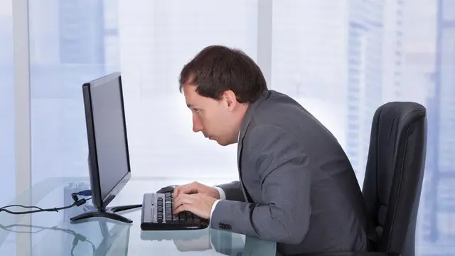 Kiat Atasi Postur Tubuh yang Buruk