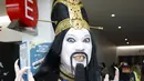 Cosplayer di Comic-Con San Diego tampil dengan dandanan sebagai David Lo Pan dari Big Trouble in Little China.(Christy Radecic/Invision/AP)