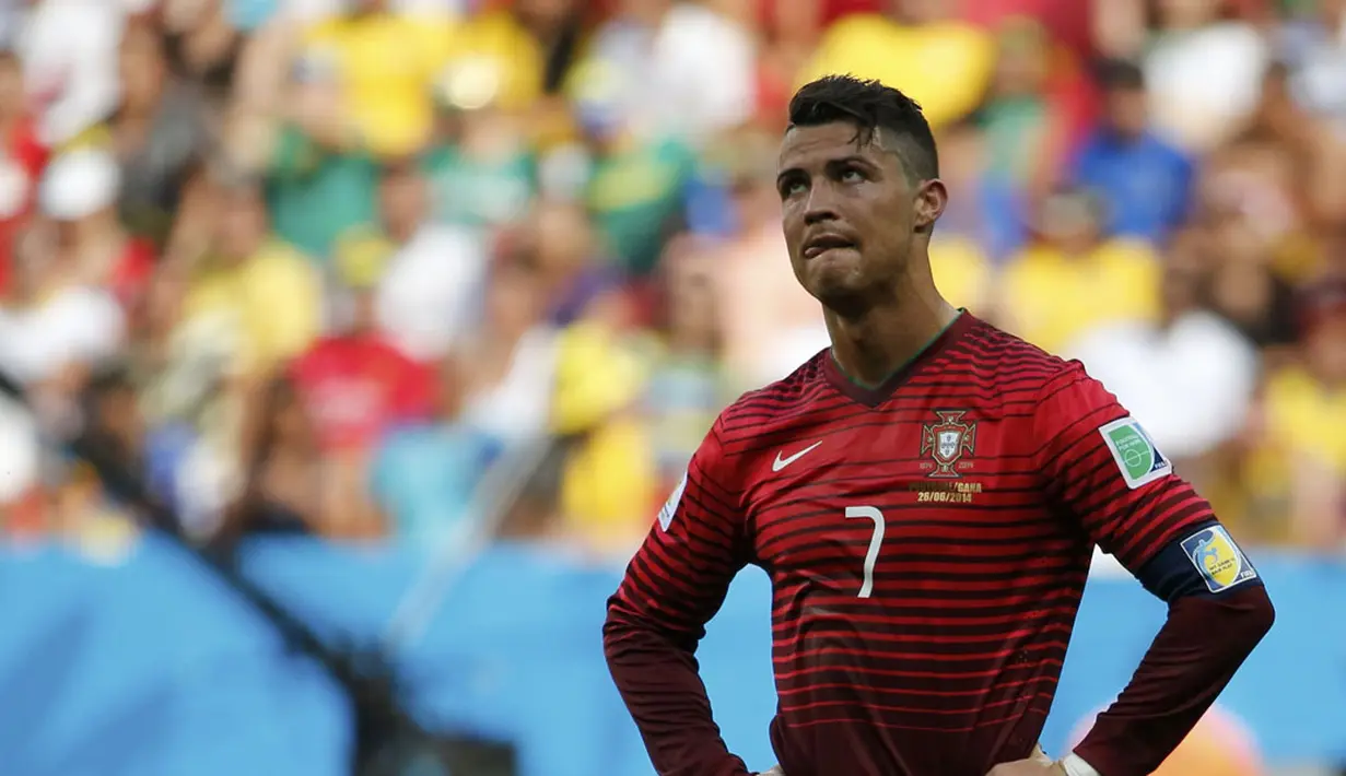Meski unggul 2-1 atas Ghana, Cristiano Ronaldo gagal membawa Portugal masuk babak 16 besar Piala Dunia 2014, Brasil, (26/6/2014). (REUTERS/Jorge Silva)