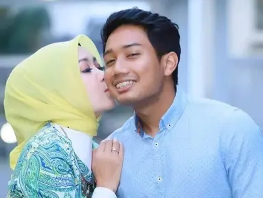 Istri Gubernur Jawa Barat Ridwan Kamil, Atalia Praratya kerap membagikan momen kebersamaannya dengan sang putra Emmeril Kahn Mumtadz atau Eril di akun Instagram pribadinya. (Instagram/ataliapr)
