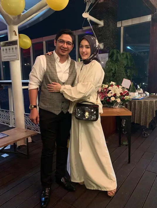 Pasha Ungu dan Adelia Pasha (Instagram/adeliapasha)