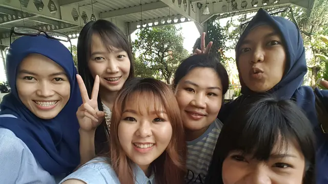 [FIMELA] Bandung Beauty Blogger, Mengulas Untuk Konsumen Lebih Cerdas