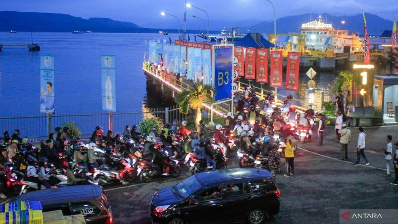 ASDP Ketapang Imbau Pemudik Hindari Puncak Arus Balik Lebaran Ketapang 28-29 Maret