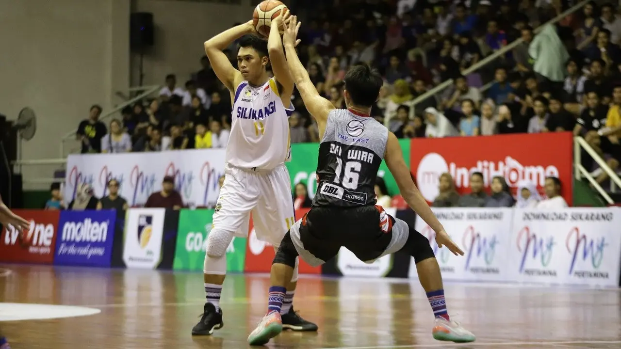 Bogor Siliwangi Vs Stapac Jakarta