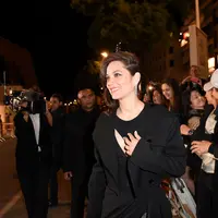 Kabar yang beredar semakin memanas ketika Marion Cotillard tidak menyebutkan siapa ayah dari anak yang sedang dikandungnya. Opini baru muncul di kalangan masyarakat, Brad Pitt adalah ayah dari bayi di dalam kandungan Marion. (AFP/Bintang.com)