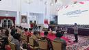 Presiden Joko Widodo bersama Kapolri Jenderal Listyo Sigit Prabowo dan Menteri Koordinator Bidang Politik dan Keamanan Mahfud MD berdoa saat melakukan pertemuan dengan jajaran Kepolisian Negara Republik Indonesia (Polri), di Istana Negara, Jakarta, Jumat (14/10/2022). (Foto: Lukas - Biro Pers Sekretariat Presiden)