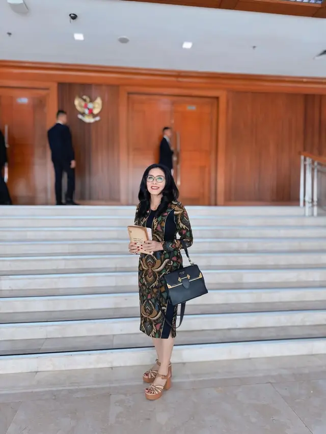 Rieke Diah Pitaloka, Dari “Oneng” di Bajaj Bajuri ke Politisi Perempuan yang Vokal di DPR