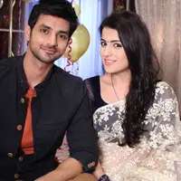 Shakti Arora dan Radhika Madan dalam serial Ranveer dan Ishani. (hdwallpapernew.in)