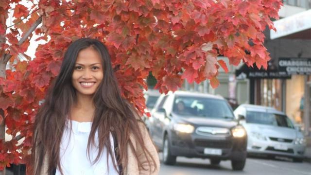 Selebgram Sarnanitha