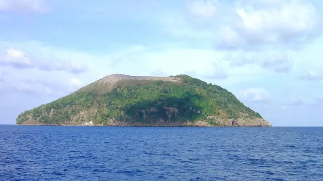 Fakta Gunung Manuk di Maluku