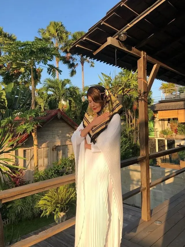7 Potret Rumah Tamara Bleszynski di Bali, Sejuk Dikelilingi Tumbuhan Hijau