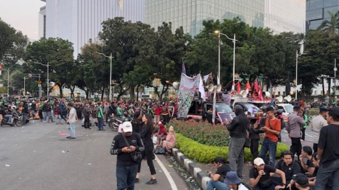 Demo di Jakarta Pusat Hari Ini Berlangsung di Dua Lokasi, Aparat Disiagakan