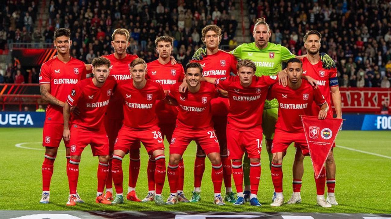 Rapor Mees Hilgers Saat Twente Kalah 0-2 dari Lazio: Nilai 7