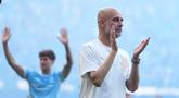 Pep Guardiola resmi berpisah dengan Manchester City setelah sepuluh tahun di Etihad Stadium. (AP Photo/Alastair Grant)