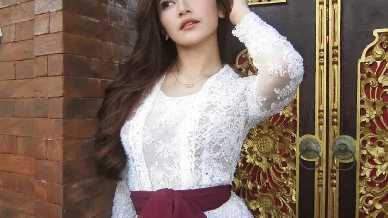 Gaya Kebaya Putih Ala Artis yang Menjadi Inspirasi Fashion, dari Mahalini hingga Sarah Menzel