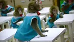 Seekor monyet berteriak kepada seorang pelatih di sekolah pelatihan kebun binatang di Dongying, China timur, 26 Januari 2016. Belasan monyet dilatih di sekolah itu sebagai bagian dari perayaan Tahun Monyet yang mulai pada 8 Februari. (AFP PHOTO/WANG Zhao)