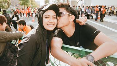 Cerita Rumah Tangga Ayudia Bing Slamet Dan Ditto Yang Menikah Muda News Entertainment Fimela Com