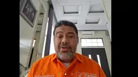 Presiden Konfederasi Serikat Pekerja Indonesia (KSPI) Said Iqbal menanggapi kebijakan tarif yang diumumkan oleh presiden AS Donald Trump. (Arief/Liputan6.com)