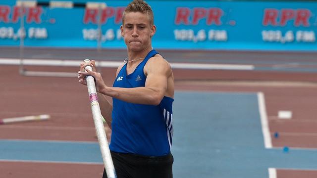 Ilustrasi lompat galah