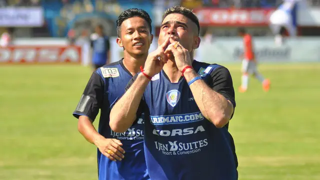Arema Cronus