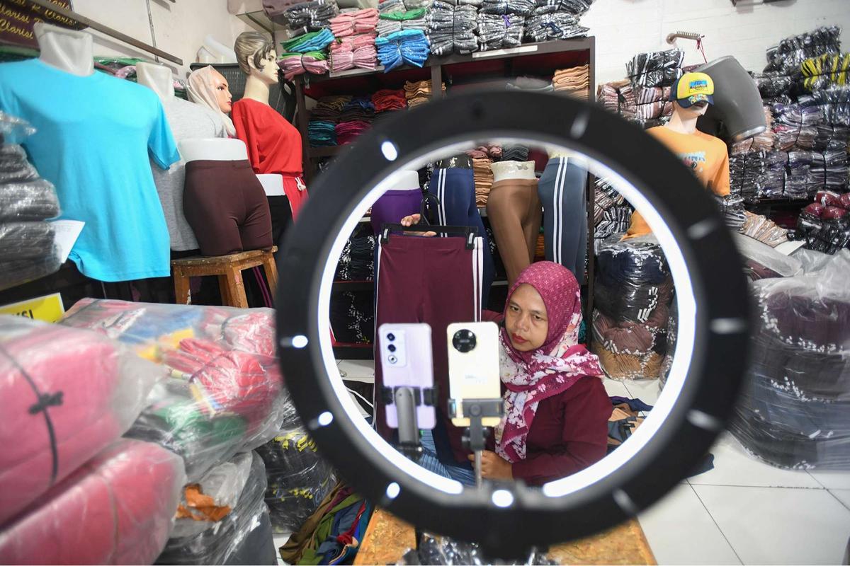 Geliat UMKM konfeksi jelang Lebaran
