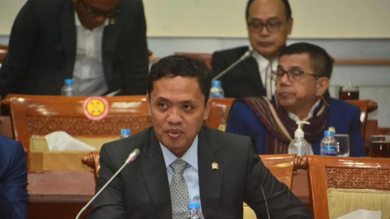 VIDEO: Habiburokhman DPR Semprot Balik Pengritik KUHAP "Koalisi Pemalas!"
