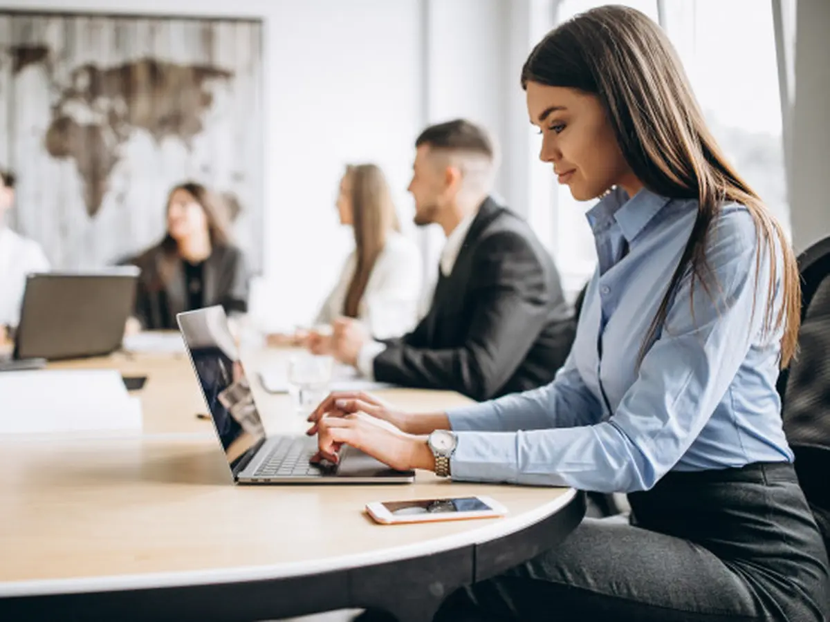 Panduan Tafsir Mimpi Mengerjakan Tugas Kantor Dengan Benar