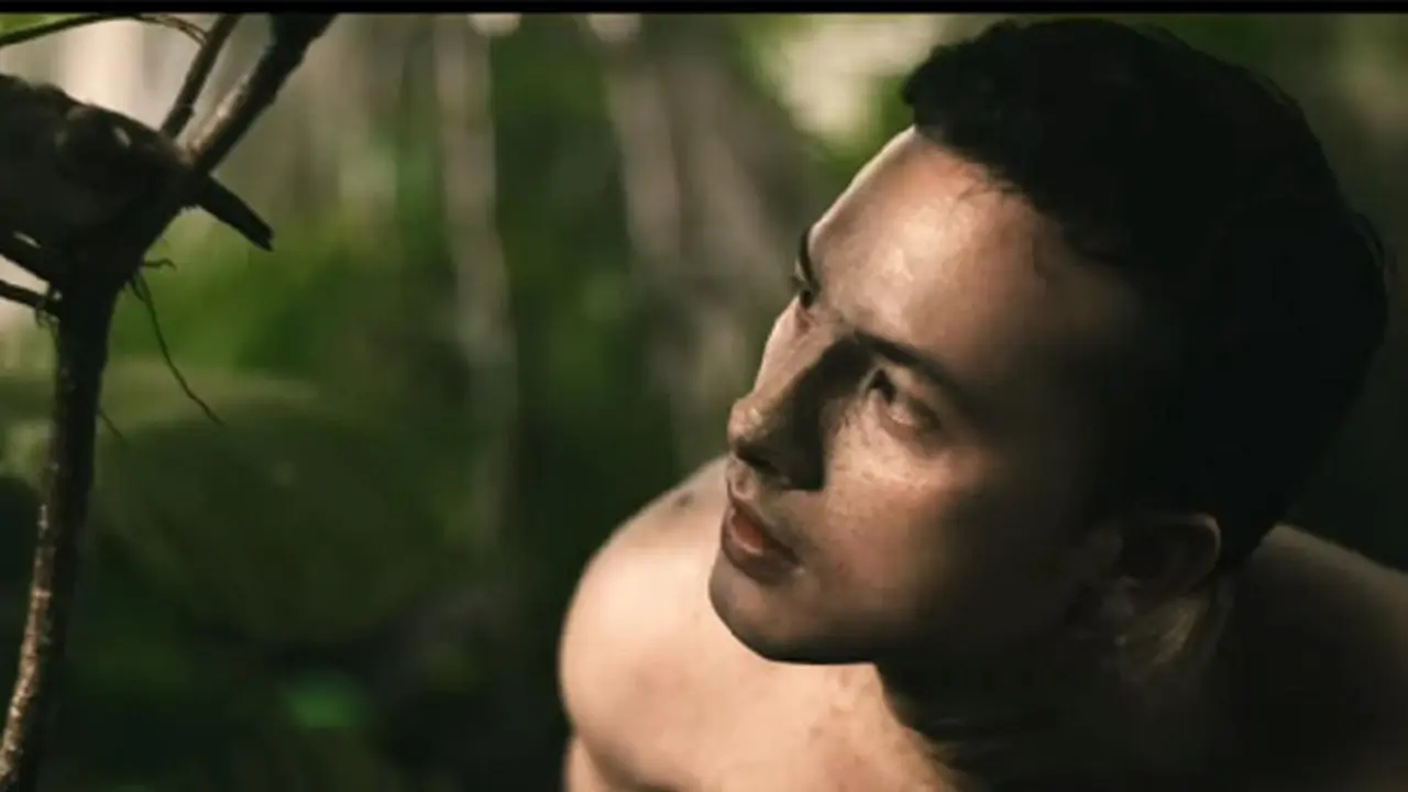 Keindahan, budaya dan landscape yang indah membuat aktor Indonesia Nicholas Saputra jatuh cinta pada Sumba.