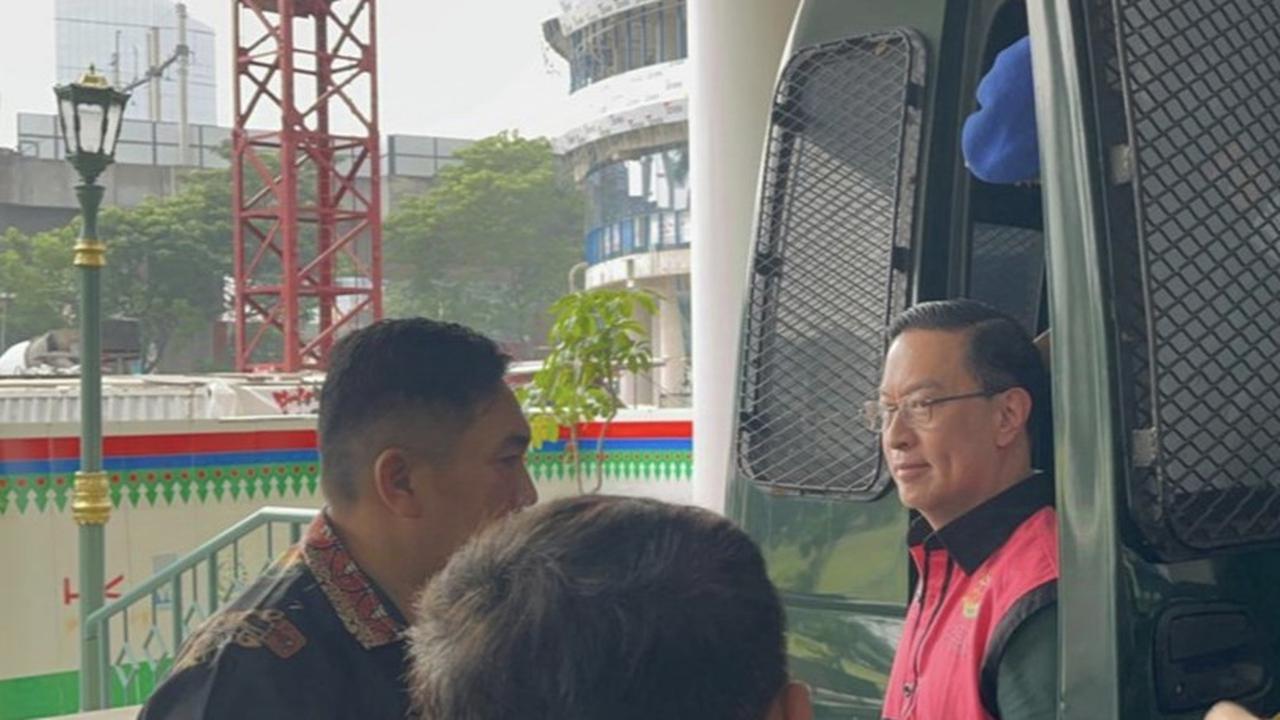 VIDEO: Tom Lembong Melawan Jadi Tersangka di Kejagung, Ajukan Gugatan Praperadilan ke PN Jaksel