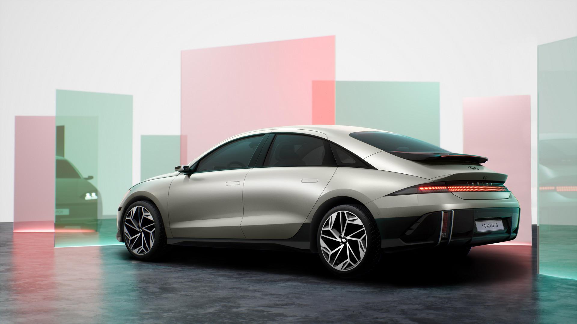 Sisi belakang Hyundai IONIQ 6 (carscoops.com)