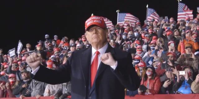 Berat Badan Trump 108 Kg, Dokter Gedung Putih Sarankan Diet