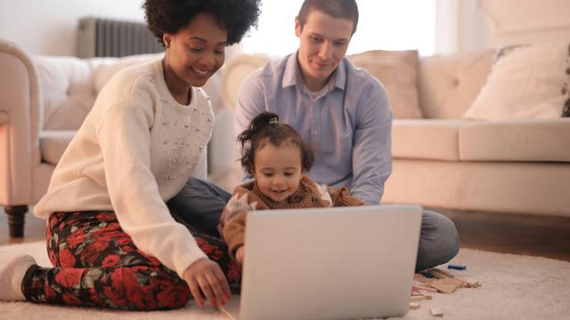 parenting keterampilan digital anak