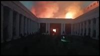 Kepala Suku Dinas Gulkamart Jakarta Pusat, Asril Rizal menjelaskan, kebakaran di Museum Nasional diterima oleh pihaknya berdasarkan laporan dari warga sekitar pukul 20.00 WIB. (Foto: Merdeka/Rahmat Baihaqi)