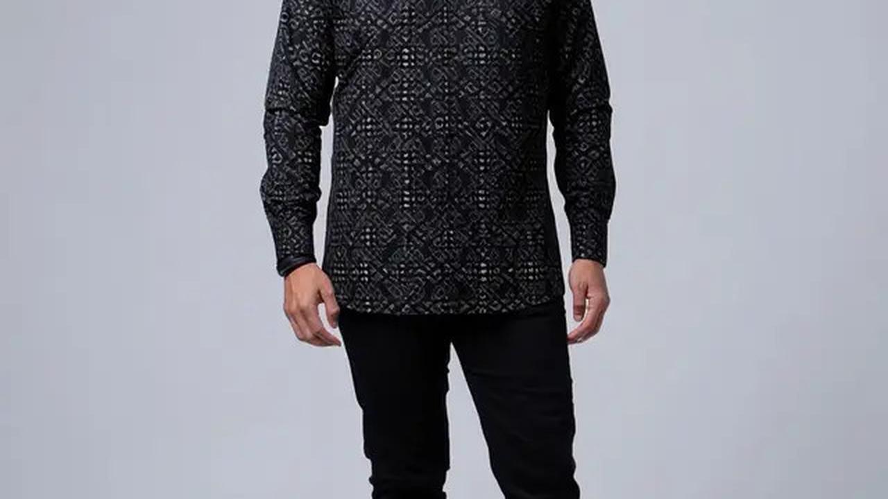 10 Model Baju Batik Pria Kombinasi Hitam, Ini Padu Padan yang Bikin Kamu Tampil Keren saat Kondangan