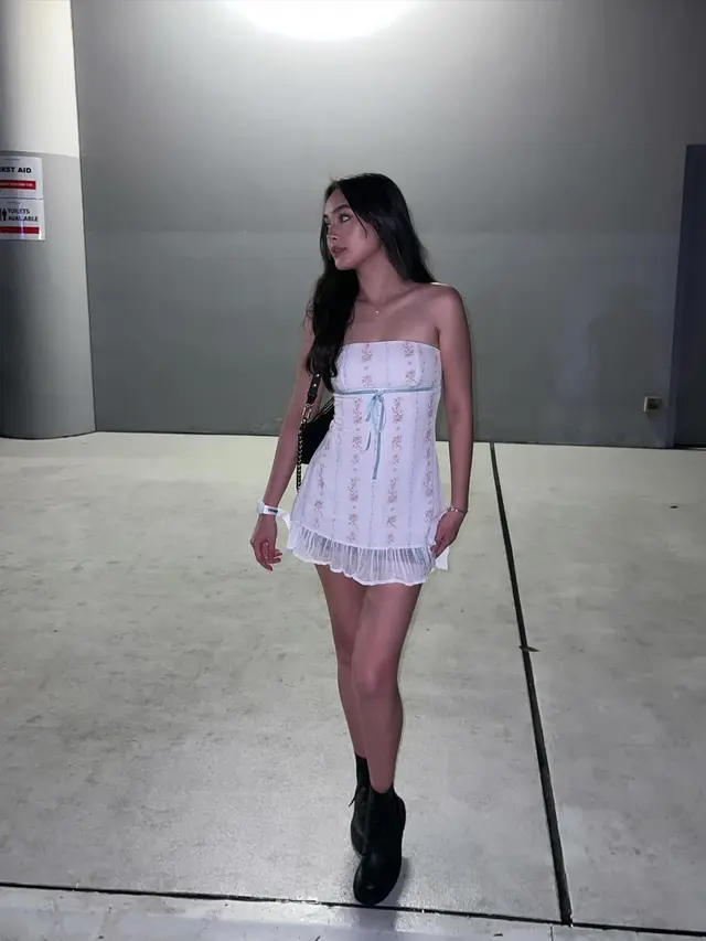 Adu Outfit Konser Ala Aaliyah Massaid, Azizah Salsha, hingga Prilly Latuconsina Nonton Taylor Swift, Siapa yang Paling Swifties?