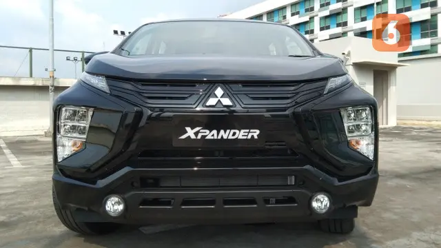 Mitsubishi Xpander Rockford Fosgate Black Edition