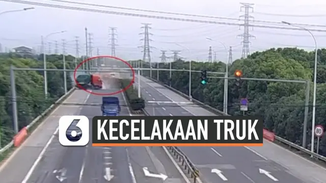 vertical  kecelakaan truk