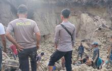 Detik-Detik Tanah Longsor Timbun 3 Pekerja Tambang Emas Ilegal di Kapuas Hulu