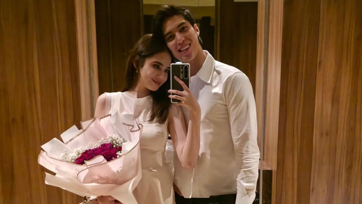 Gaya Syifa Hadju Dapat Buket Mawar dan Dinner Romantis dari El Rumi, Calon Pasutri Serasi Serba Putih