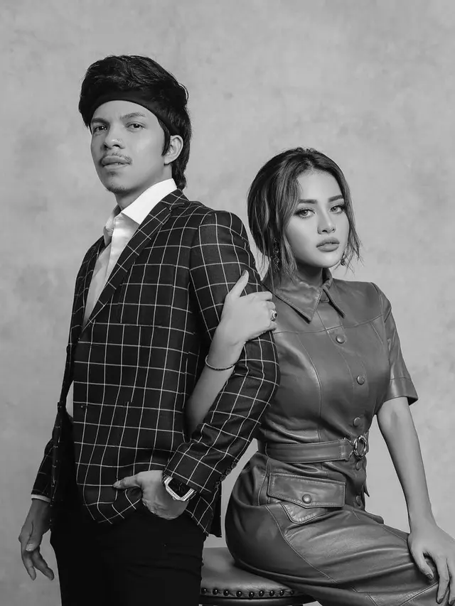 Atta Halilintar dan Aurel Hermansyah. (Foto: Instagram @attahalilintar)