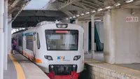 Pemotor Tewas Tertabrak KA Bandara di Kalideres