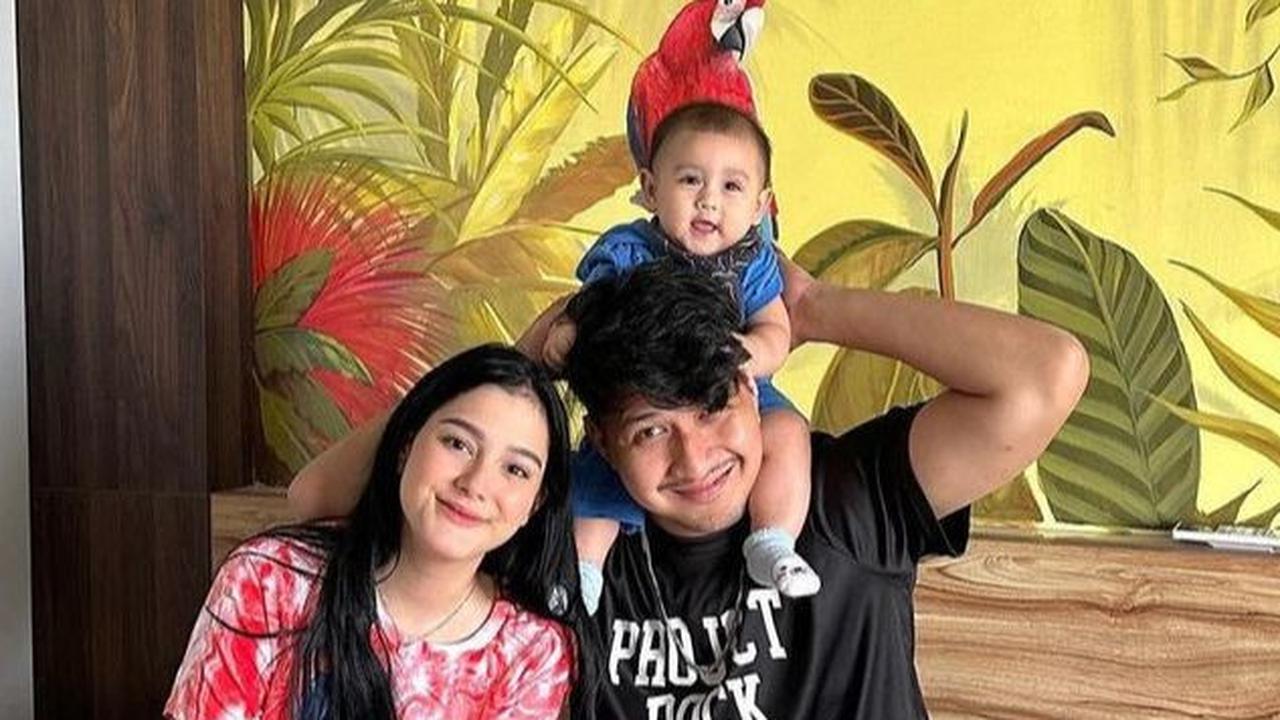 Yasmine Ow telah menghapus foto-fotonya bersama Aditya Zoni dari Instagram pribadinya.